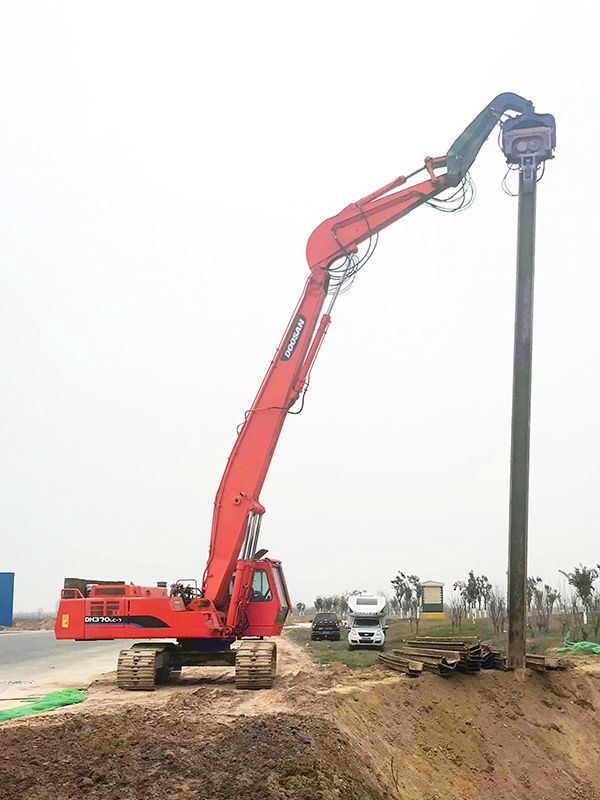 打樁機